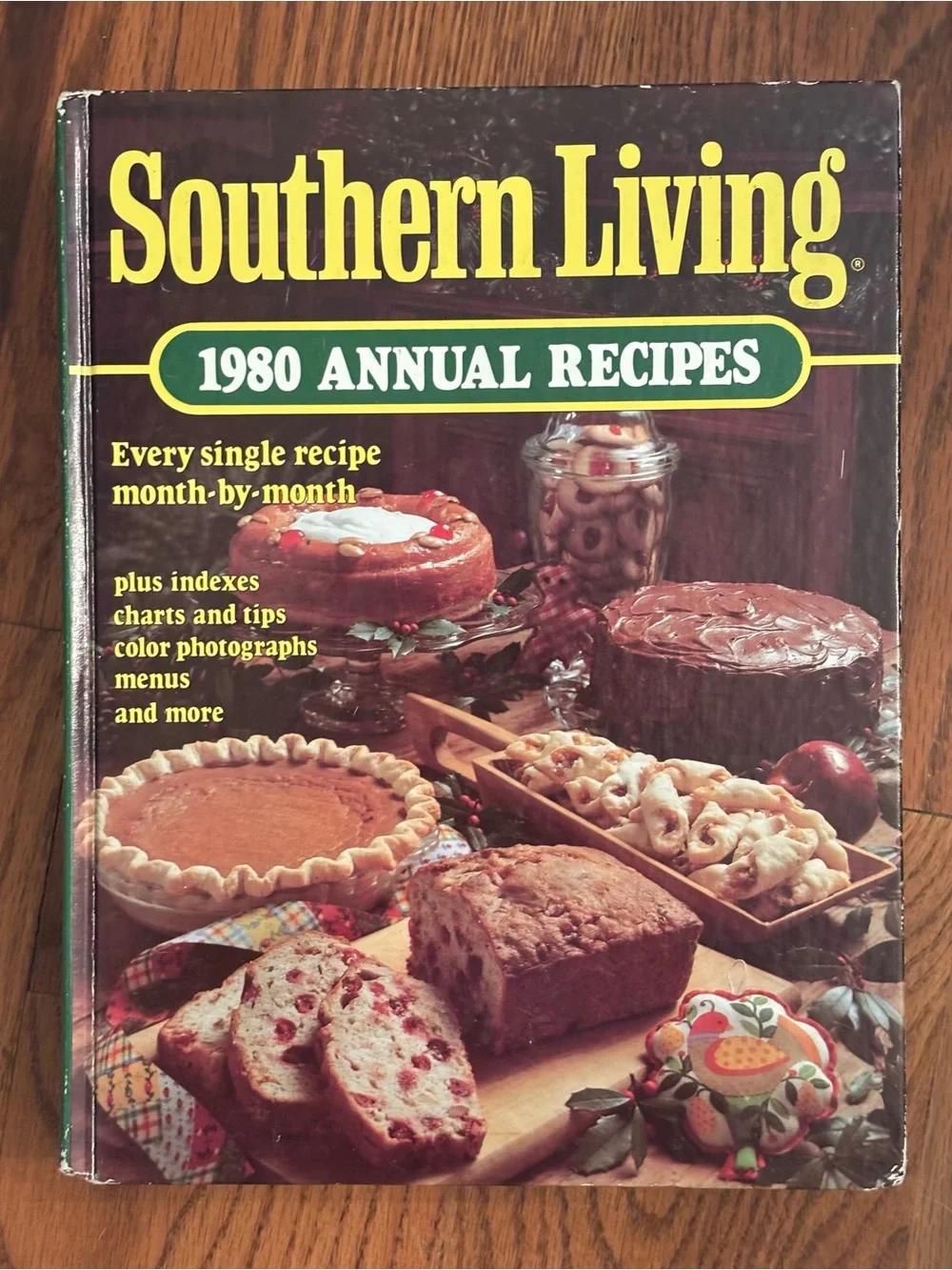 Southern Living Cookbook 1980 Annual Recipes - Brown Cover with Yellow Title